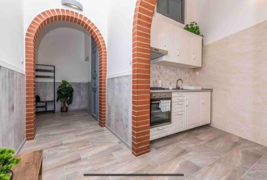 D3 Basilica Luxury Spacious Free Parking For 1 Car Будапеща Екстериор снимка