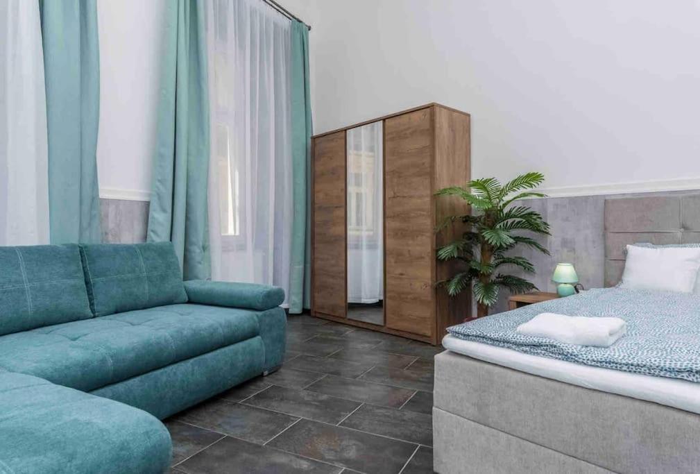 D3 Basilica Luxury Spacious Free Parking For 1 Car Будапеща Екстериор снимка