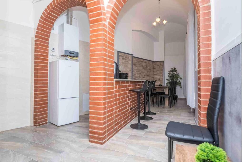 D3 Basilica Luxury Spacious Free Parking For 1 Car Будапеща Екстериор снимка